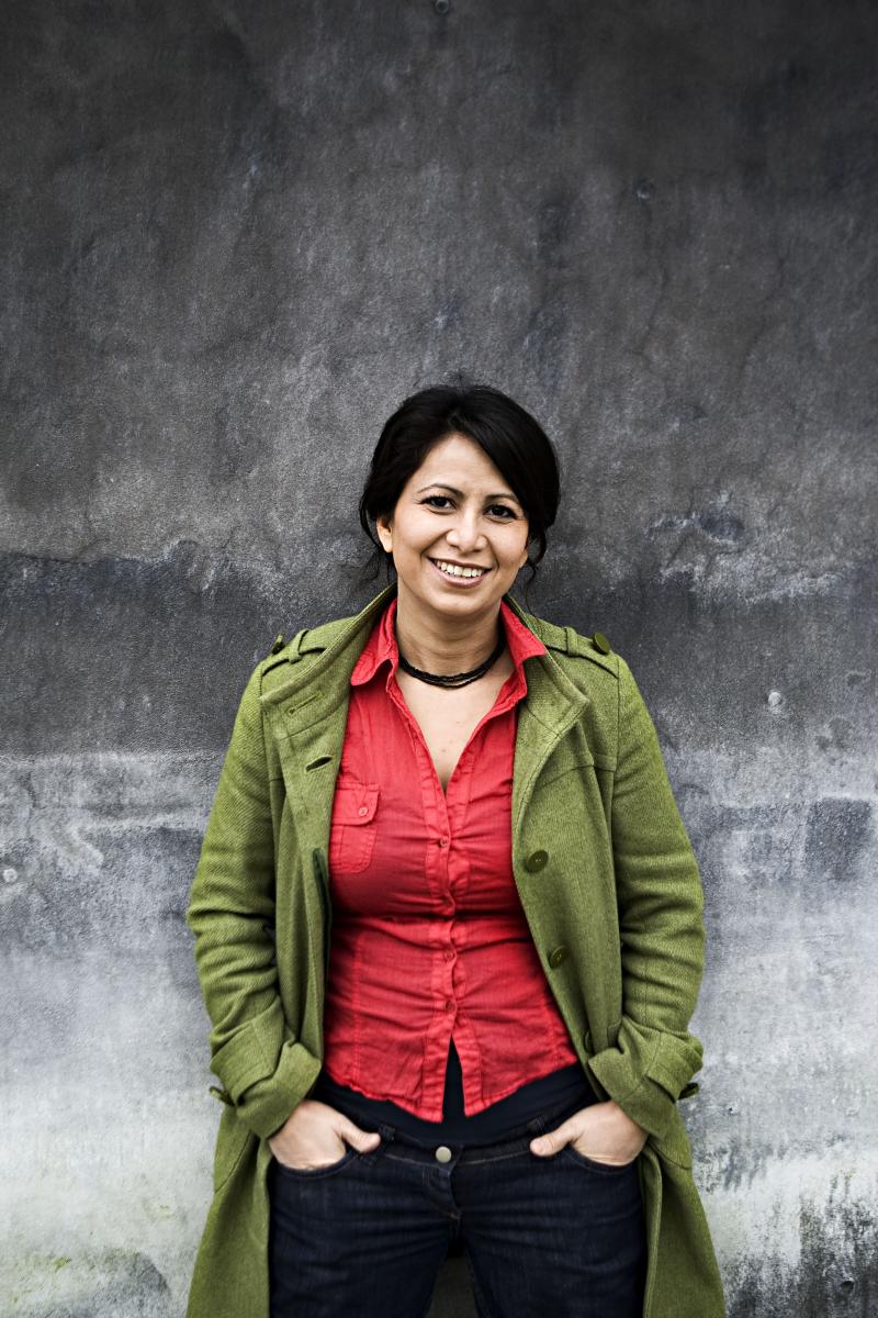 Cekic, Özlem Sara  forfatterweb